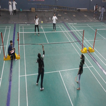 Badminton